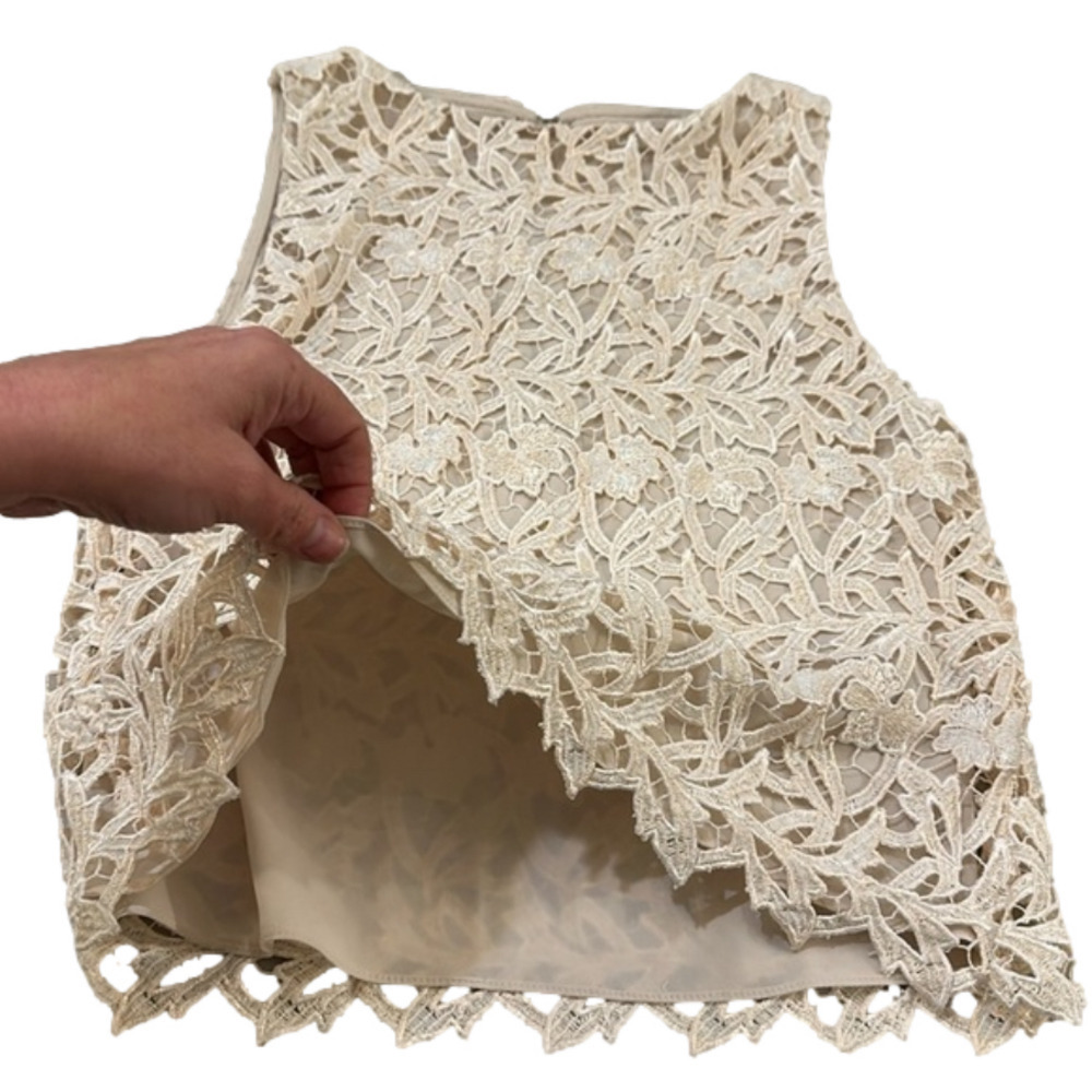 Alice + Olivia Amal Guipure Lace Top size M & Jayce Lace Mimi Ivory skirt size 4 - Picture 8 of 13